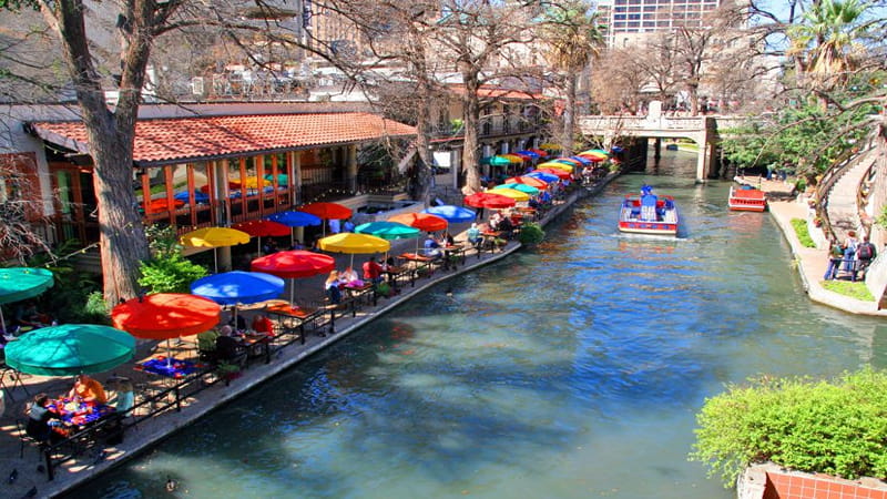 Water Place Park & Riverwalk