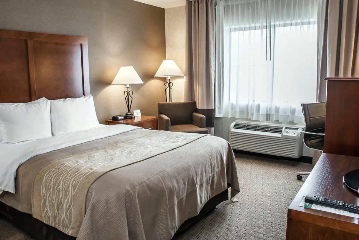Guest Room 1