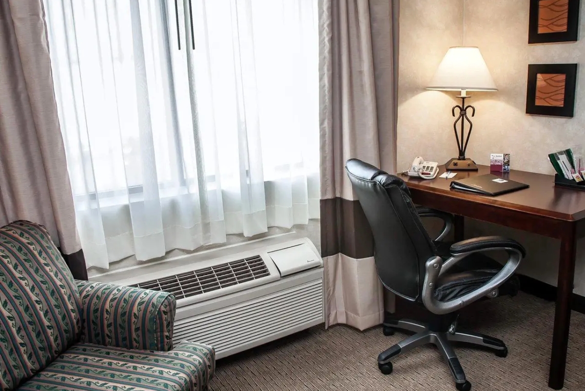 Desk Area